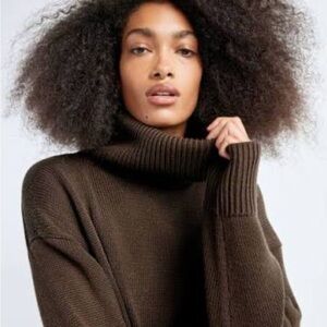 Wilfred Montpellier Sweater